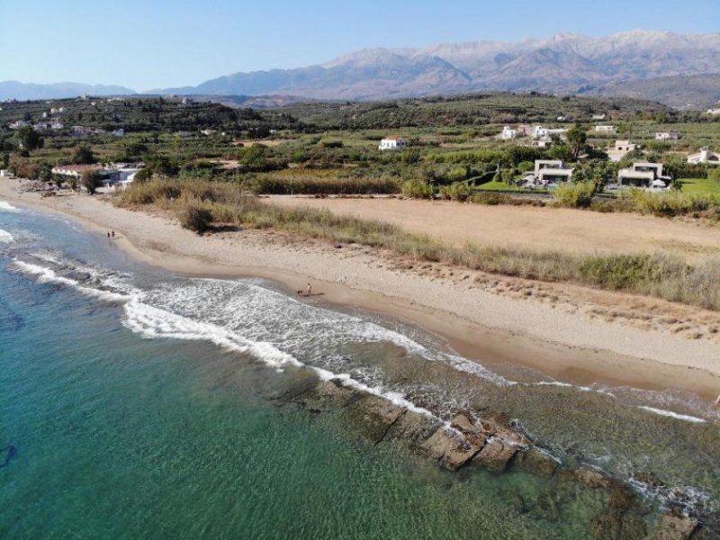 Kiani Akti Kreta, Kiani Akti: Prestigeträchtiges Grundstück direkt am Meer nahe Kalyves zu verkaufen Grundstück kaufen